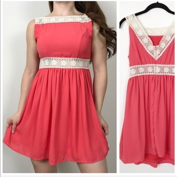 ALTAR’D STATE Coral Crochet Lace Embroidered Floral Bohemian Dress Small - Picture 1 of 8